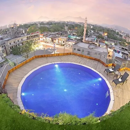 Golden Tulip Jaipur 